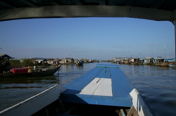 �g�����T�b�v�Ɍ������D�ɂ�