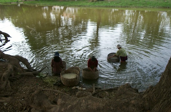 �͂ł��₵��􂤁B�H������