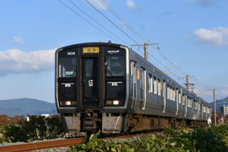 813系