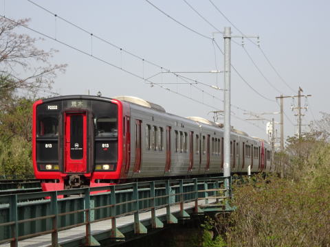 813系